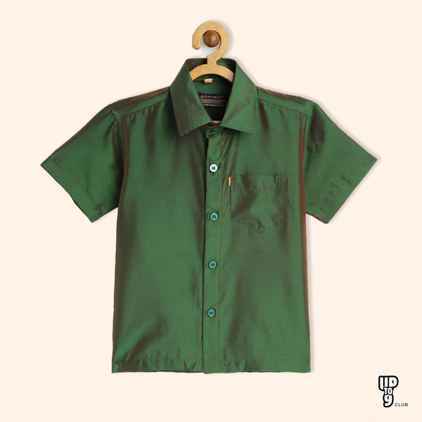 THANGAMAGAN PREMIUM Boys Green Original Regular Fit Solid Casual Shirt