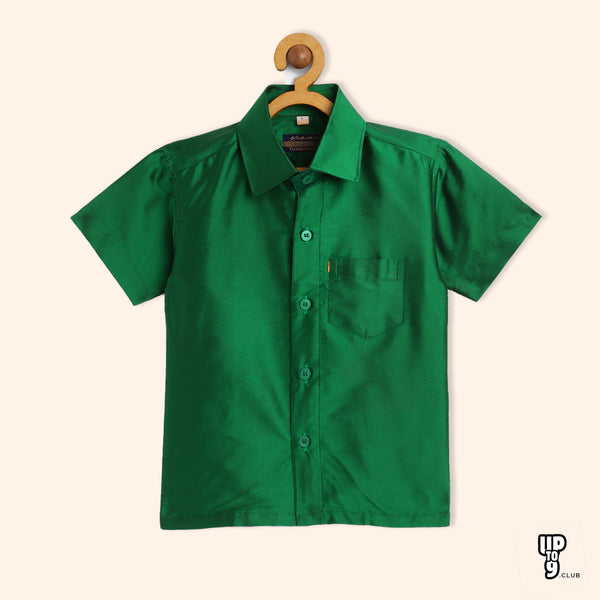 THANGAMAGAN PREMIUM Boys Green Original Regular Fit Solid Casual Shirt